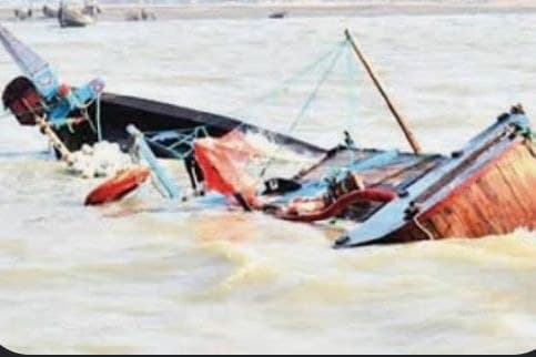 A picture of the capsize