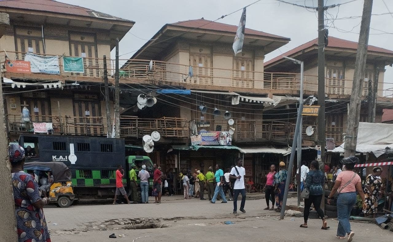Oshodi Resettlement Market