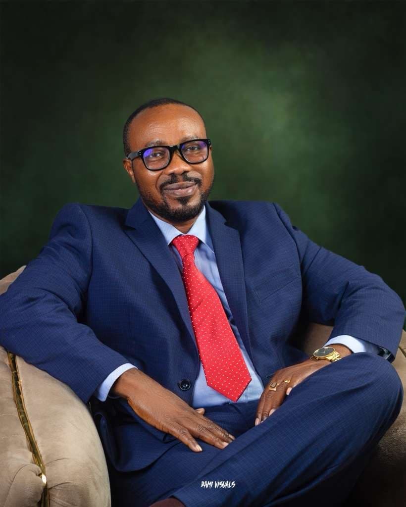 Olufemi Paul Shobowale, President, Rotary Club of Lagos Golden Hearts Ikeja