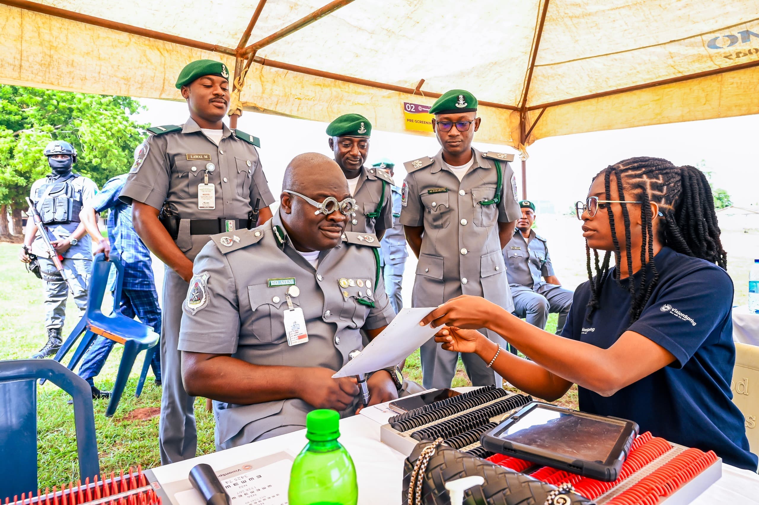 Deputy Comptroller Oladapo Afeni sponsors free eye care program for officers of Ogun I Area Command