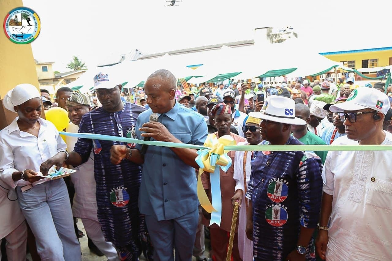 Chairman Hon. Kareem Azeez Abiodun